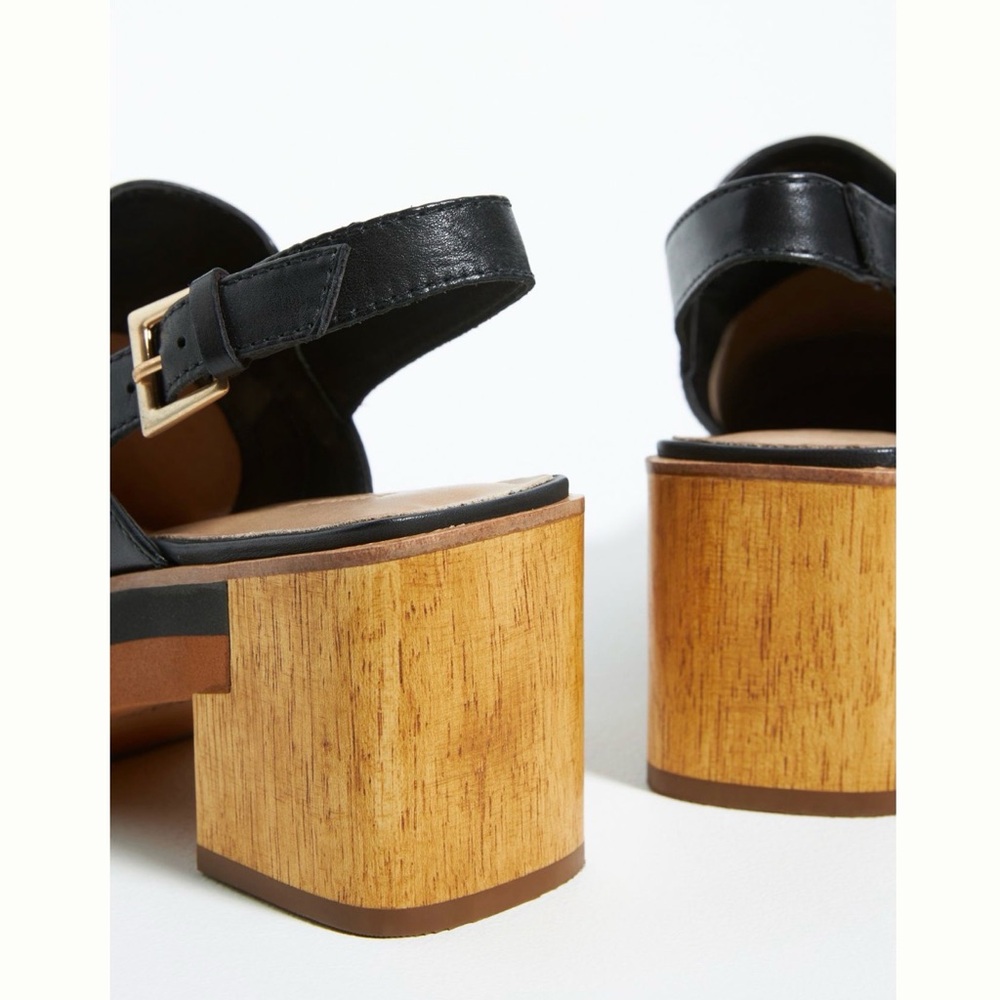 Anthropologie Bernardo Sochi CHAIN SLINGBACK CLOGS IN black Leather - Picture 4 of 9